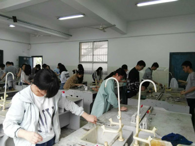 �̿�ѵ�� ��ս��������